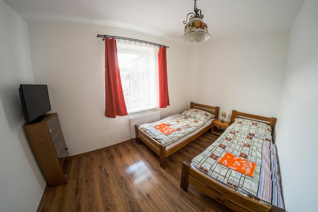 Stovka Bozanov Guest House Bagian luar foto