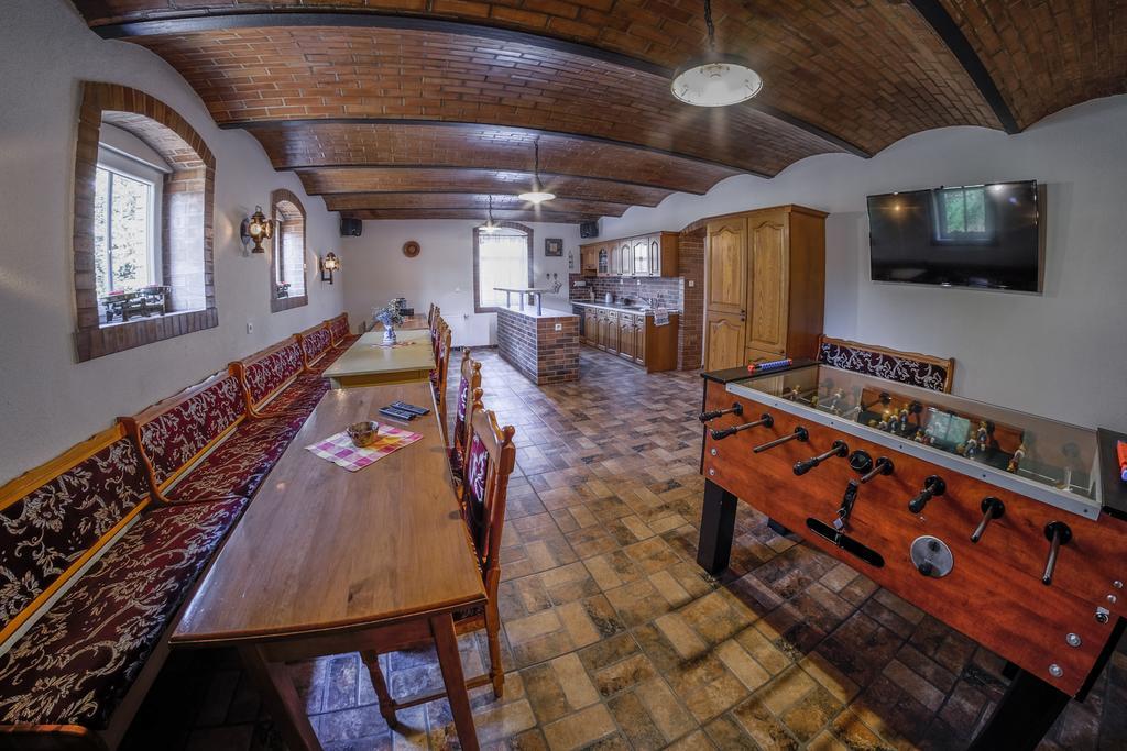 Stovka Bozanov Guest House Bagian luar foto